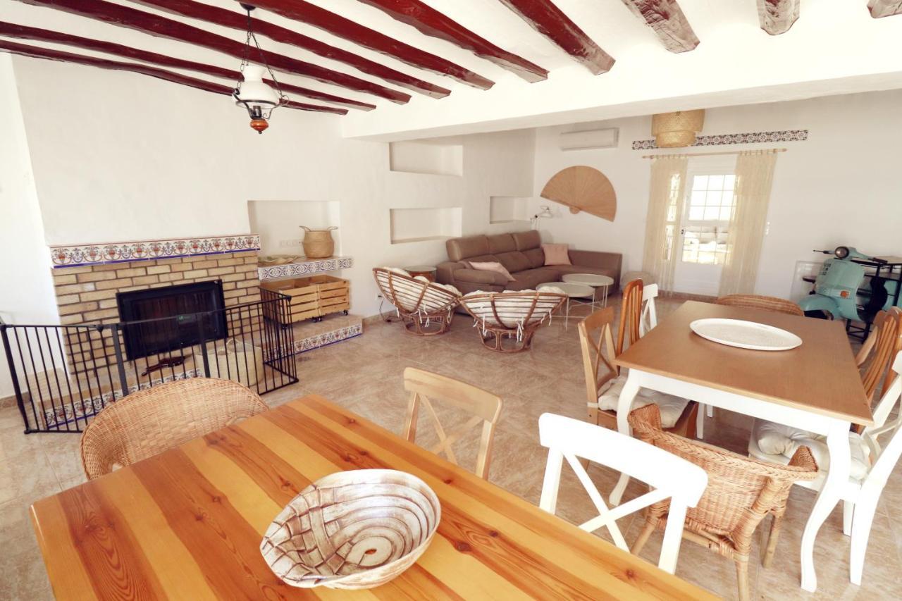 Casa Rural Ideal Para Escapadas Con Barbacoa Y Spa Tinarejos Ngoại thất bức ảnh
