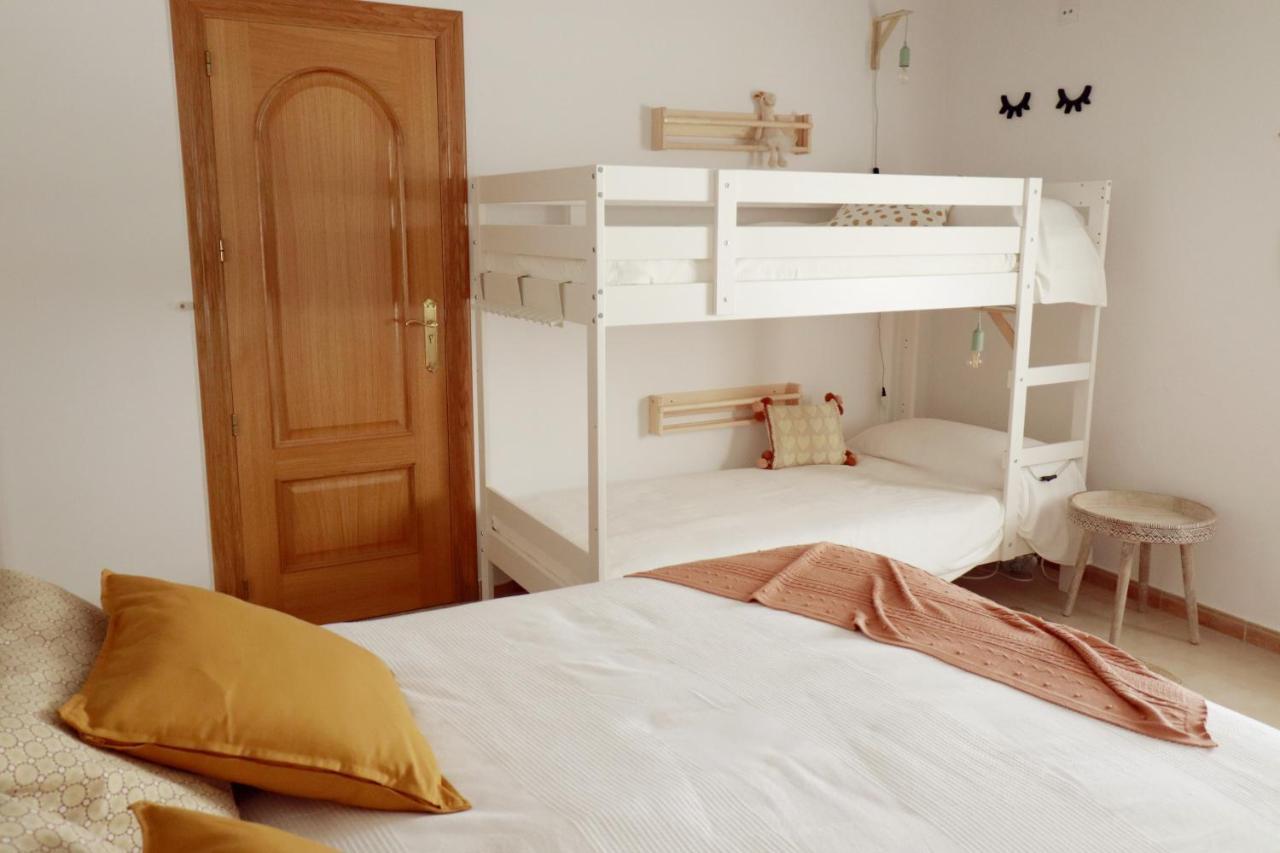Casa Rural Ideal Para Escapadas Con Barbacoa Y Spa Tinarejos Ngoại thất bức ảnh
