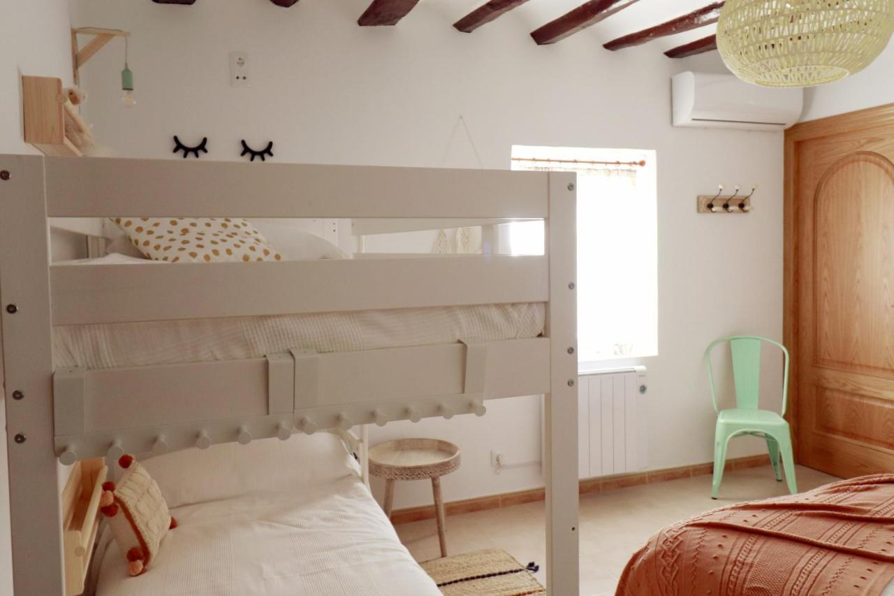 Casa Rural Ideal Para Escapadas Con Barbacoa Y Spa Tinarejos Ngoại thất bức ảnh